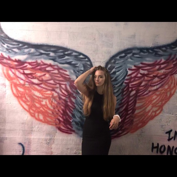 Meet your Posher, Rachel - Picture 1 of 1